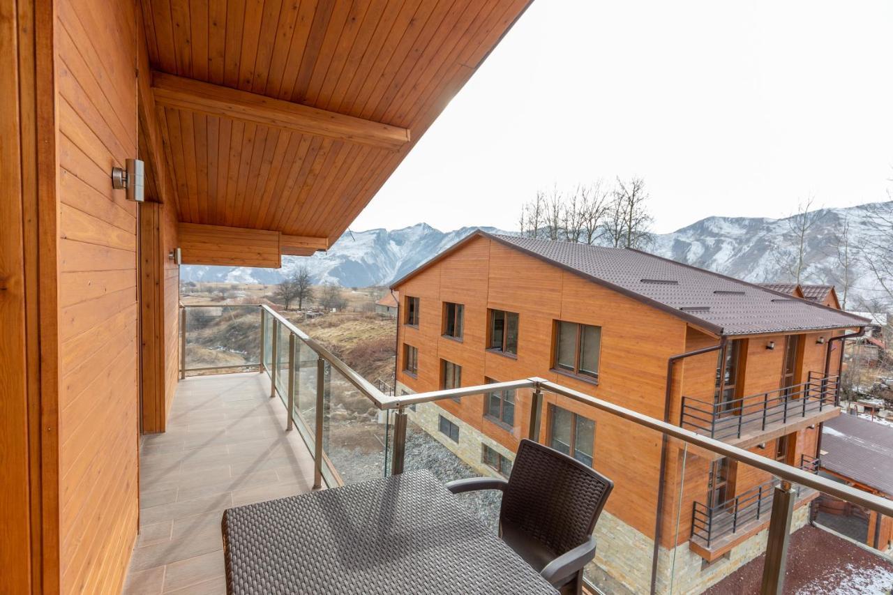Pine Chalets By Ka Group Гудаури Екстериор снимка